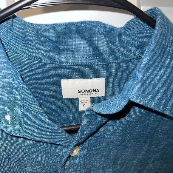 Sonoma men’s blue button-down tee - Picture 2 of 3